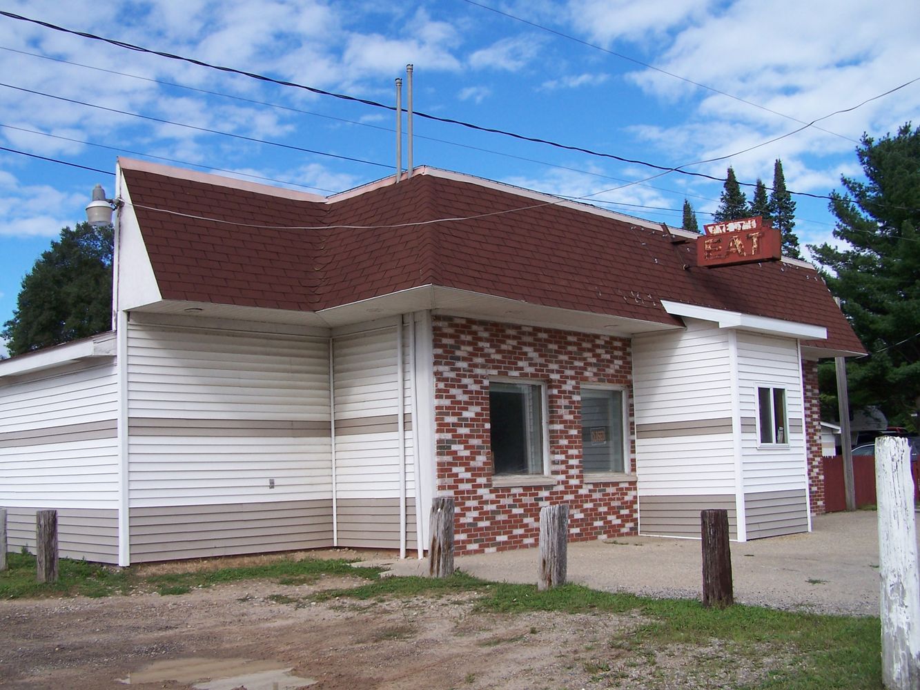 Lake Restaurant: 8200 Ludington Dr, Lake, MI 48632